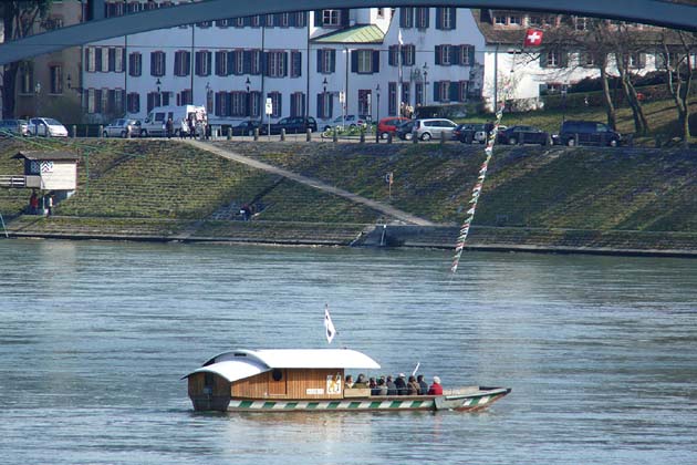 Basler Fähren: Münster-Fähre - 2010-04-02 Basler Fähren: Münster-Fähre - 2010-04-02