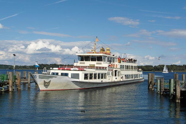 Chiemsee-Schifffahrt, Prien - 2014-08-24