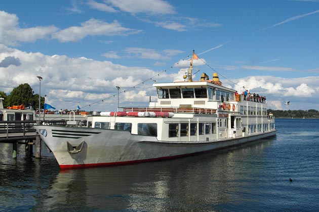 Chiemsee-Schifffahrt, Prien - 2014-08-24