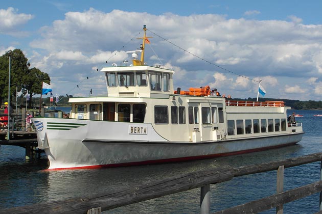 Chiemsee-Schifffahrt, Prien - 2014-08-24